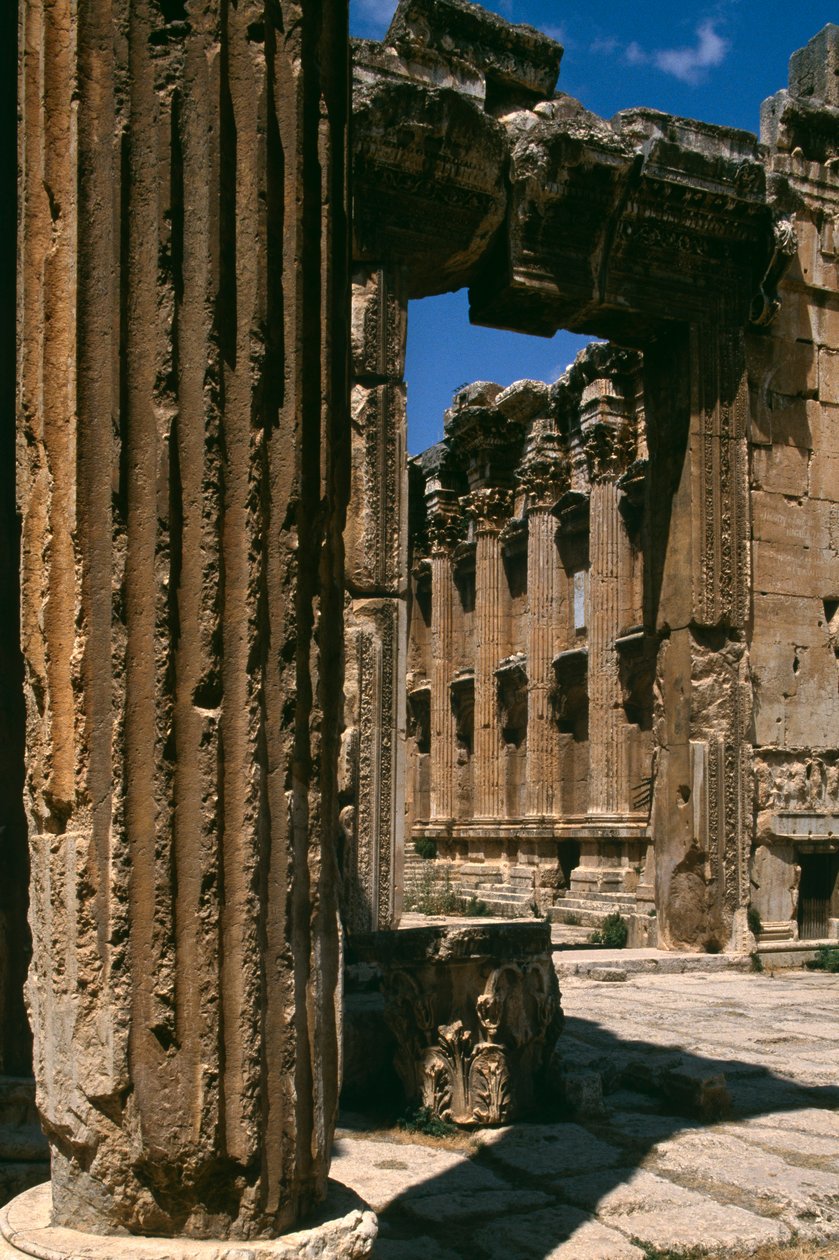 ಟೆಂಪಲ್ ಆಫ್ ಬ್ಯಾಕಸ್, ವಿವರ, ಹೈ ಇಂಪೀರಿಯಲ್ ಅವಧಿ (27 BC-395 AD) ಟರ್ಕ್ by Roman Imperial Period