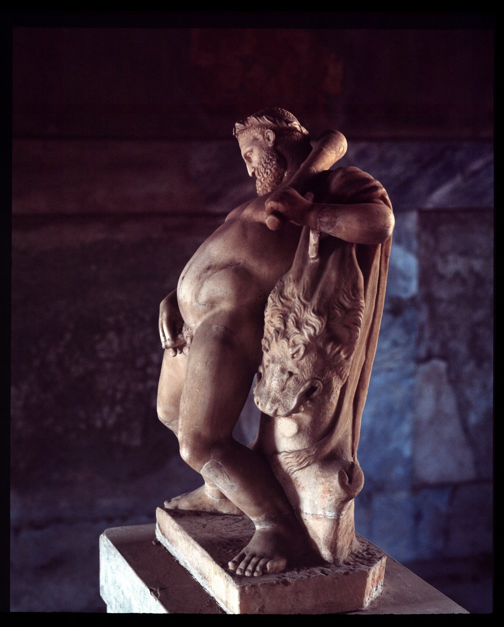 Sarhoş Herkül. Geyik Evi Heykeli, MÖ 5. yy - MS 1. yy by Roman Roman