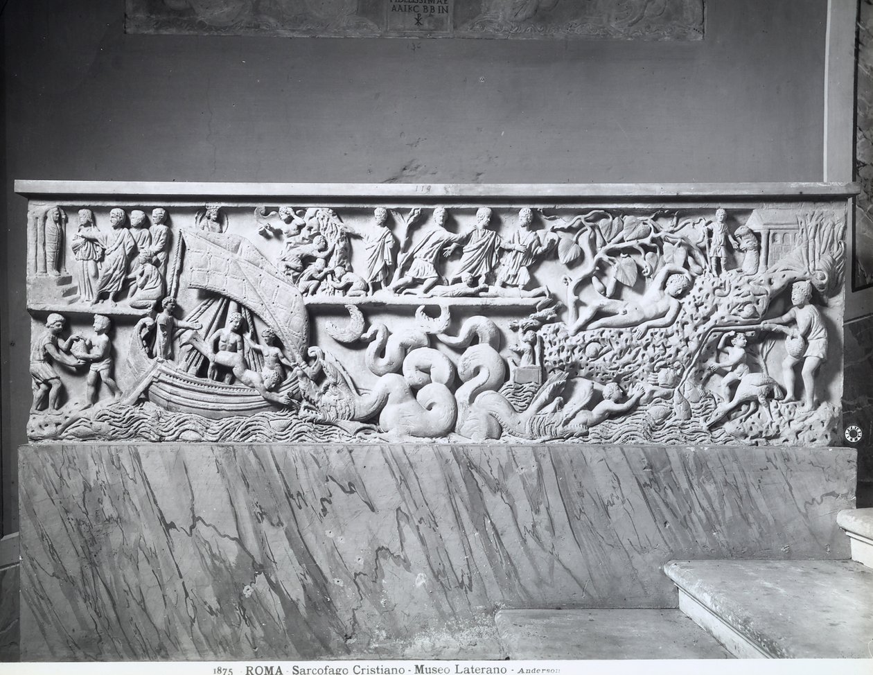 Erken Hıristiyan Lahiti (mermer) by Roman Roman