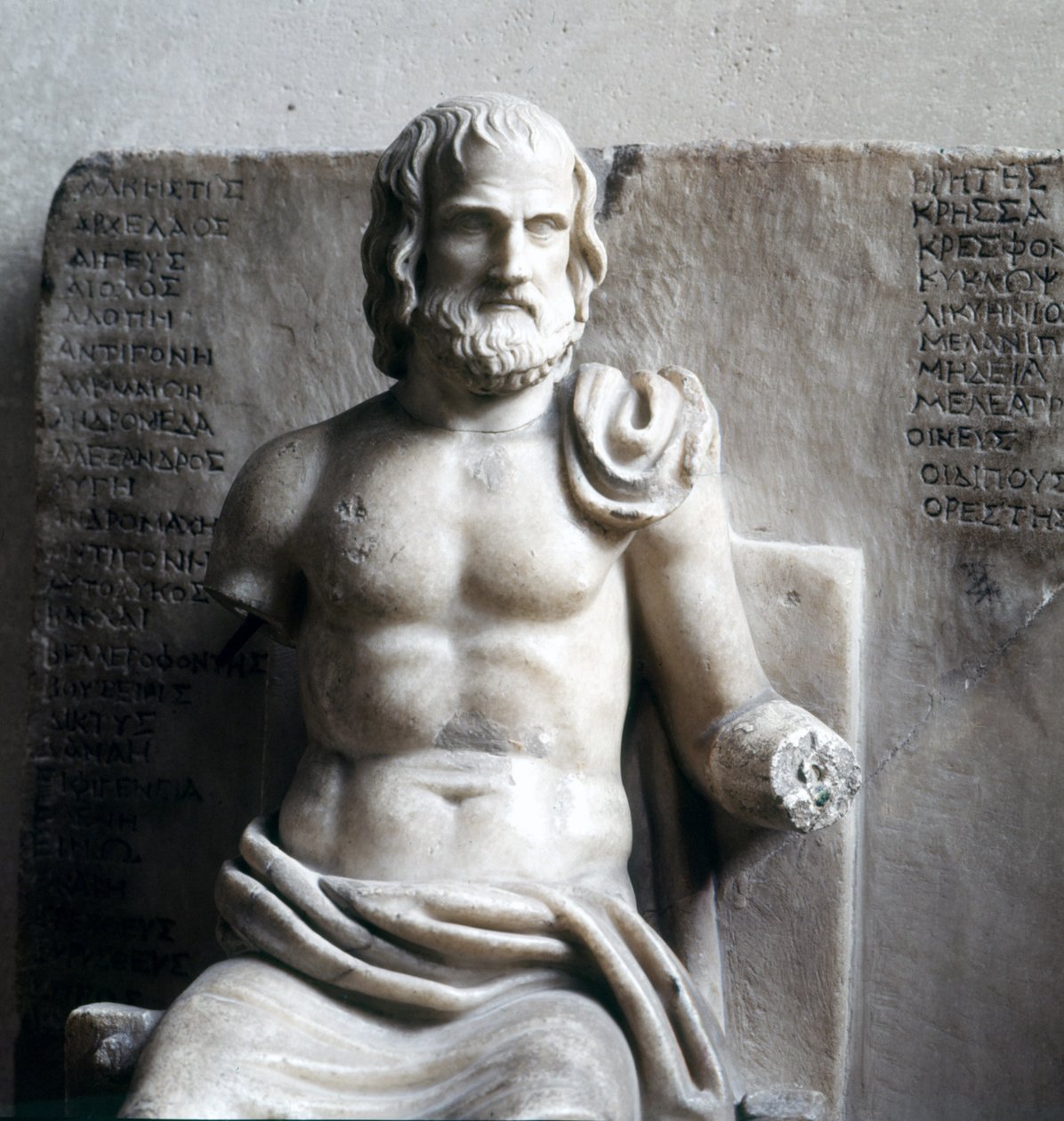 Euripides, Yunan trajik şairi. (Roma imparatorluk mermeri) Louvre Müzesi, Paris. by Roman Roman