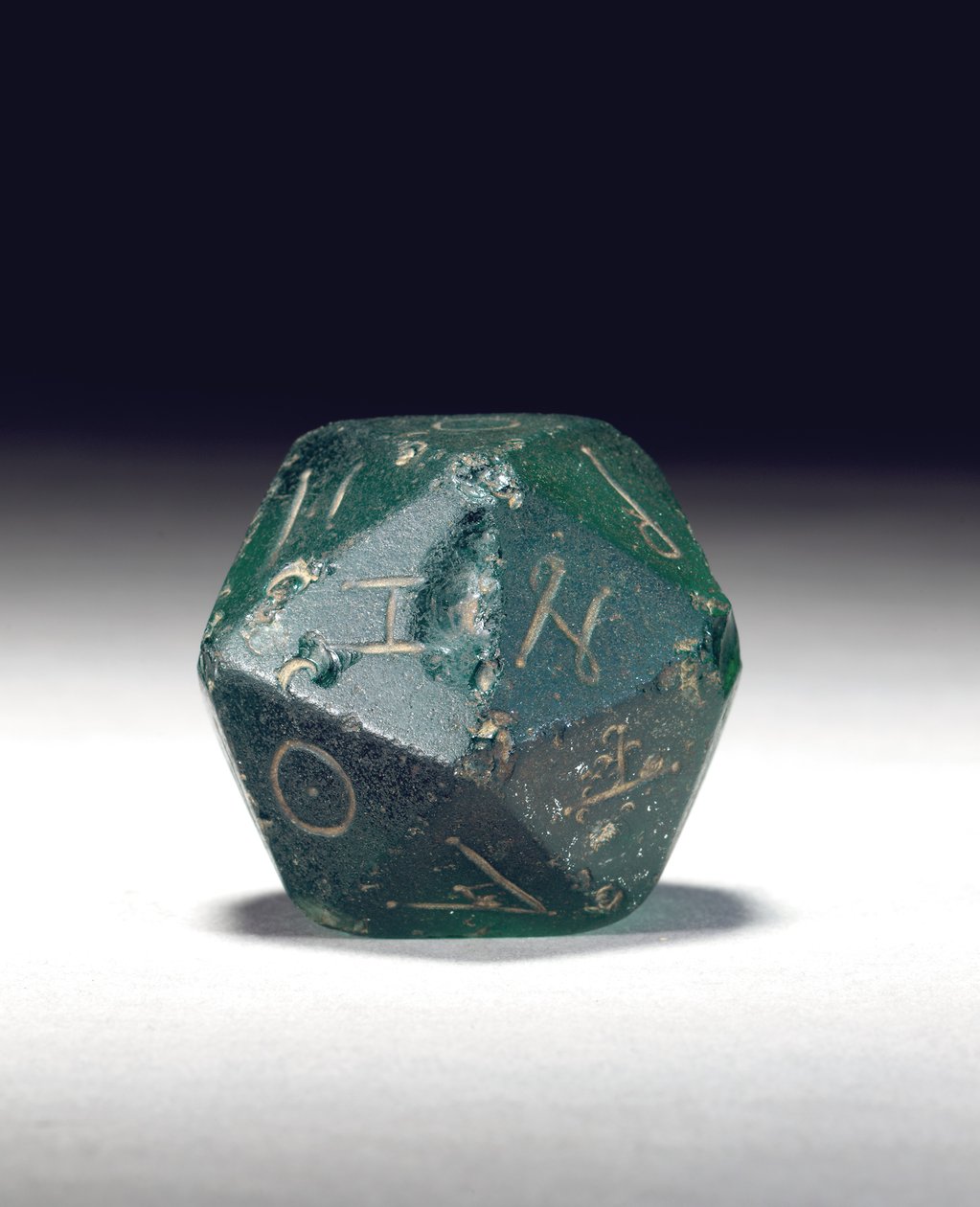 Oyun kalıbı, MS 2. yüzyıl (cam) by Roman Roman
