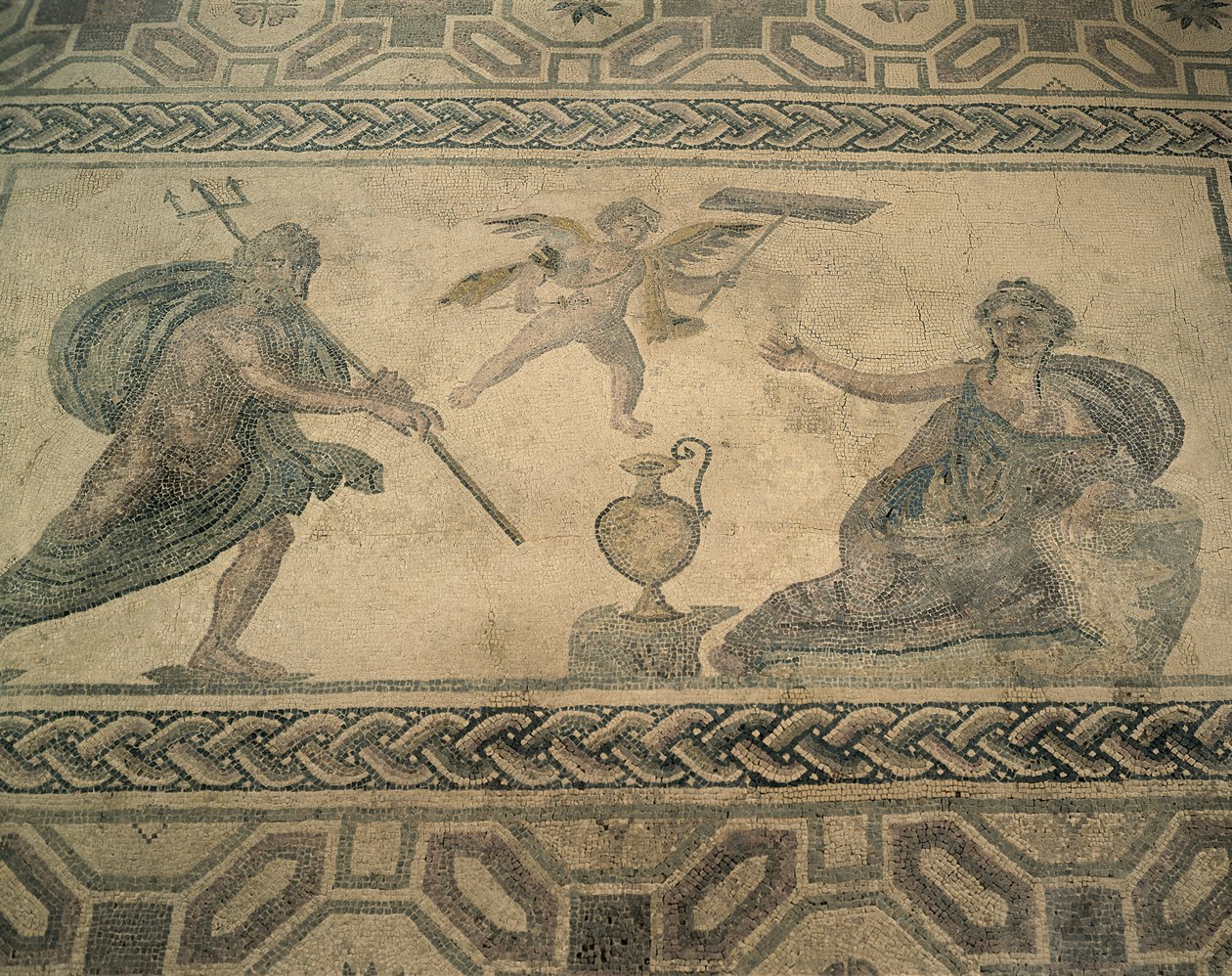 Yerdeki bir duvar resminin yüksek açılı görünümü, Baf, Kıbrıs (Fotoğraf) by Roman Roman