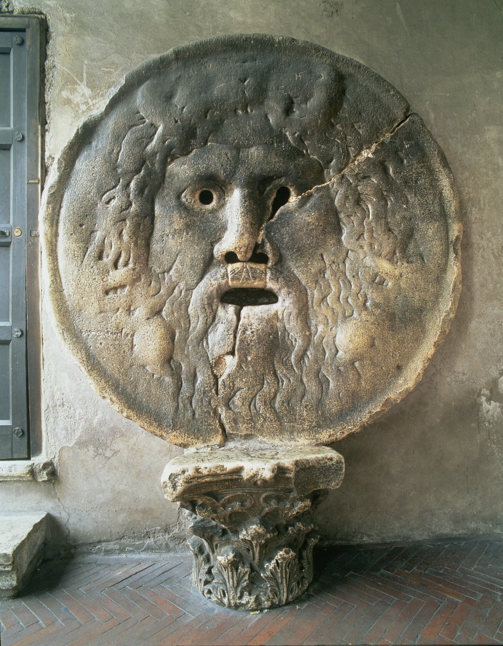La Bocca di Verita (Gerçeğin Ağzı) (fotoğraf) by Roman Roman
