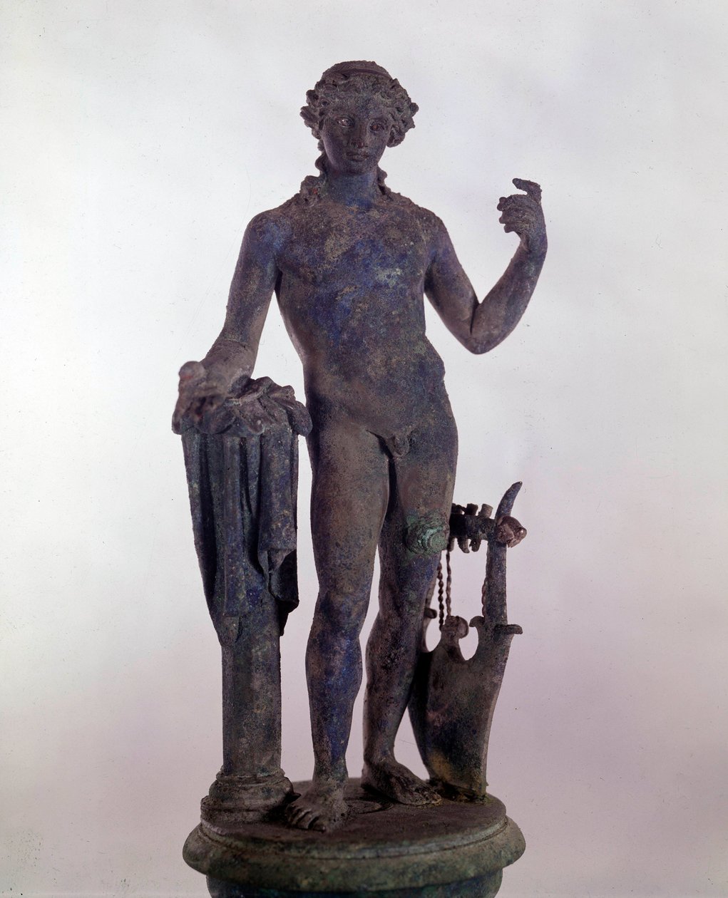 Roma sanatı: bronz Apollon heykeli. Roma