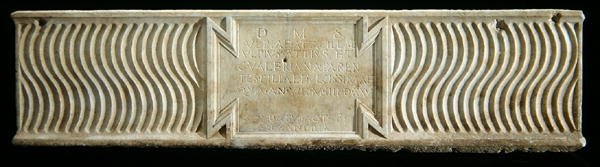 Lahit, MS 2.-3. yüzyıl sonu (mermer) (ayrıca bkz. 241411) by Roman Roman