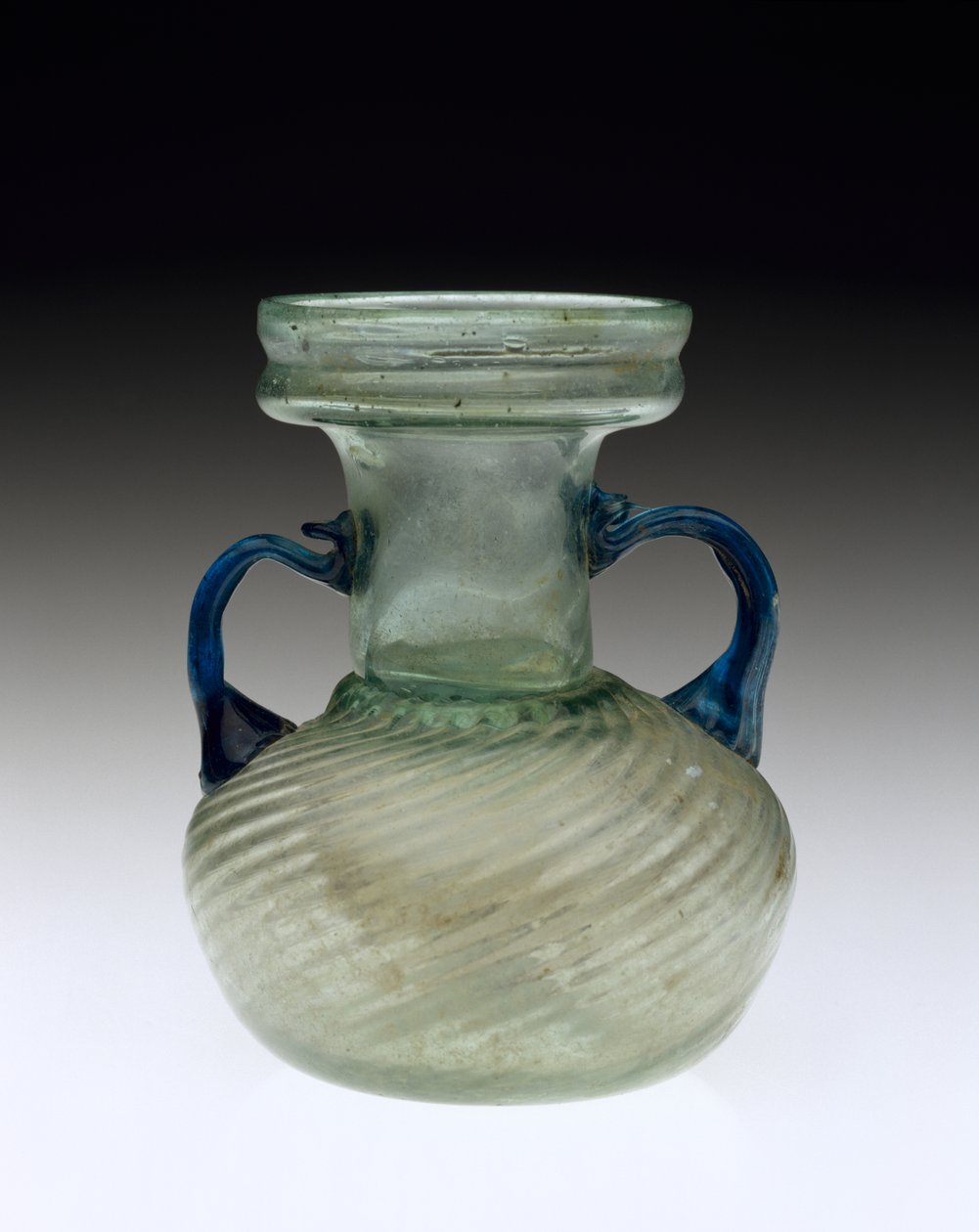 Sprinkler Flask, AD 200-400 (üflemeli cam) by Roman Roman