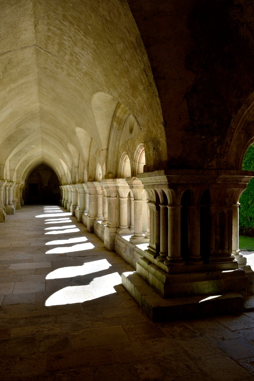 Romanesk mimarisi: Fontenay, Burgonya