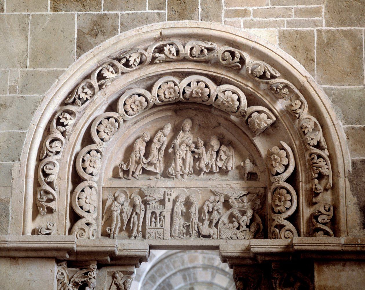 Güney portalı: duyuru, ziyaret, magi'nin doğuşu ve hayranlığı (heykel) by Romanesque