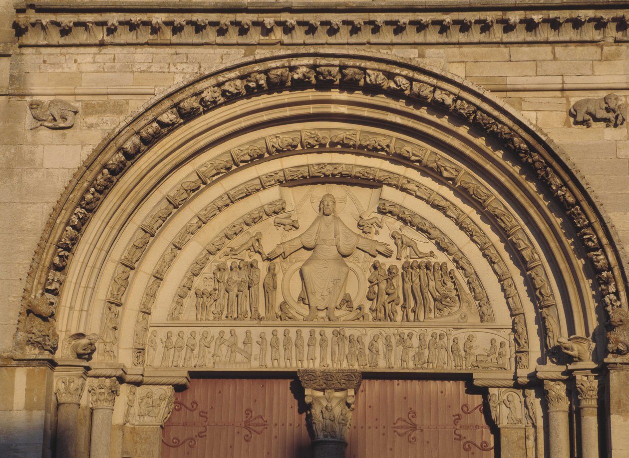 Vezelay Katedrali Tympanum (Yonne 89) by Romanesque