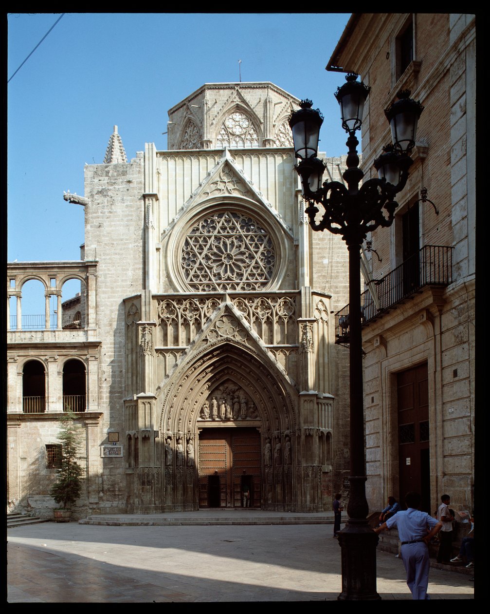 Havarilerin portalının görünümü, Valencia Katedrali (Valencia) 14. yüzyıl (Havarilerin portalının görünümü, Valencia, İspanya) İspanya by Romanesque