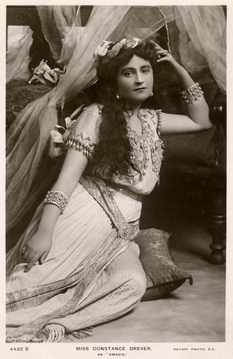 Constance Drever, İngiliz aktris, c1907. by Rotary Photo