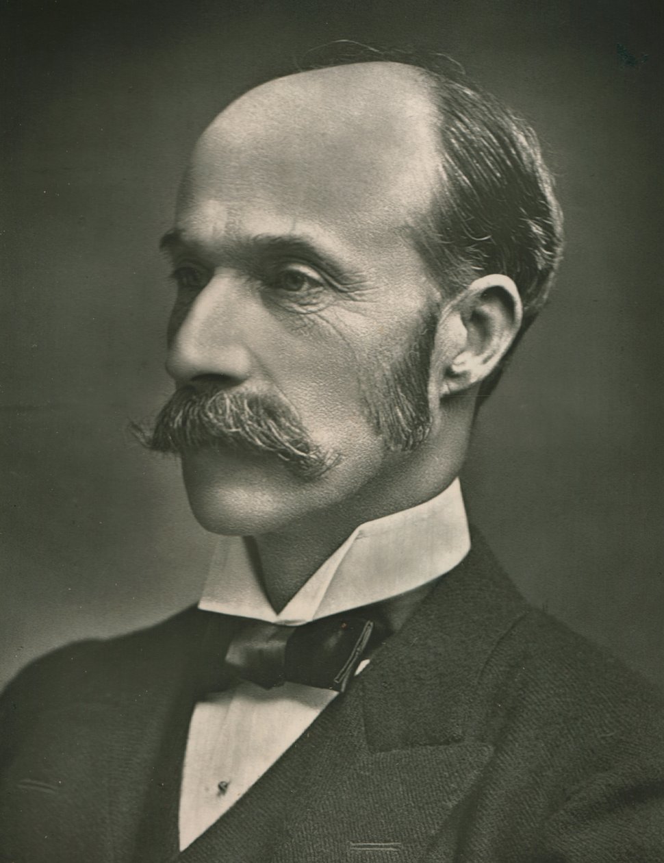 En Asil Lansdowne Markisi, c1907. by Russell and Sons