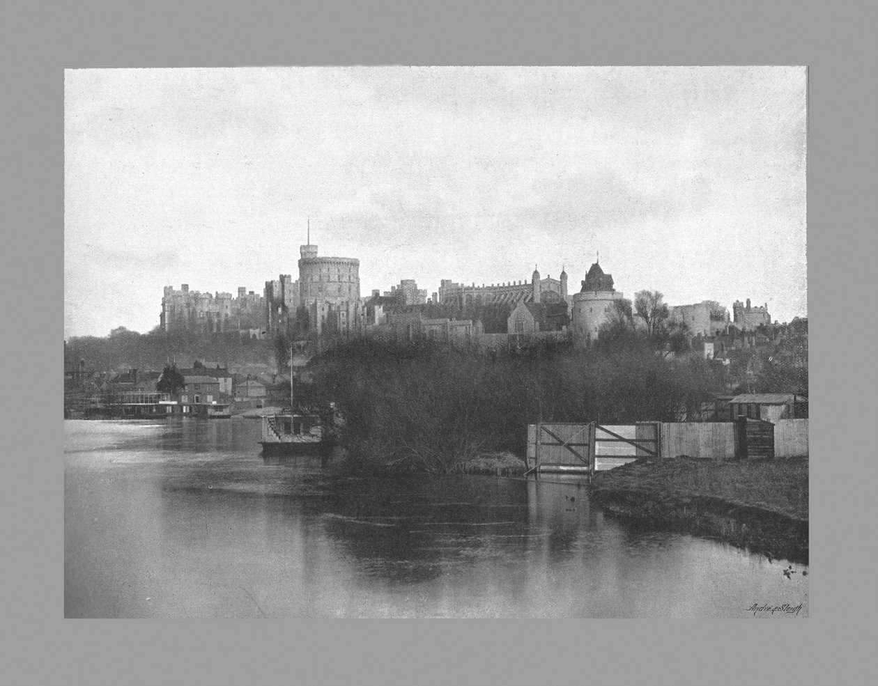 Windsor Kalesi, c1900 by Russell and Sons