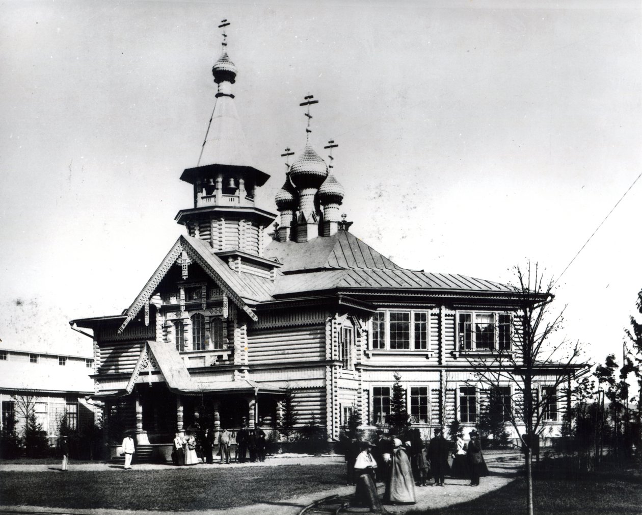 Tüm Rusya Sanayi ve Sanat Sergisi için tasarlanmış bölge kilisesi ve okulu, Nizhny Novgorod, 1896 by Russian Photographer