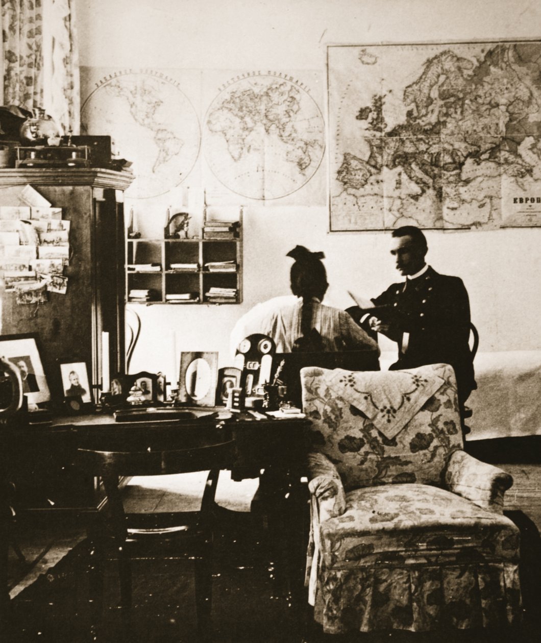 Prenses Sophie Trubetskoy öğretmeniyle birlikte, 1890