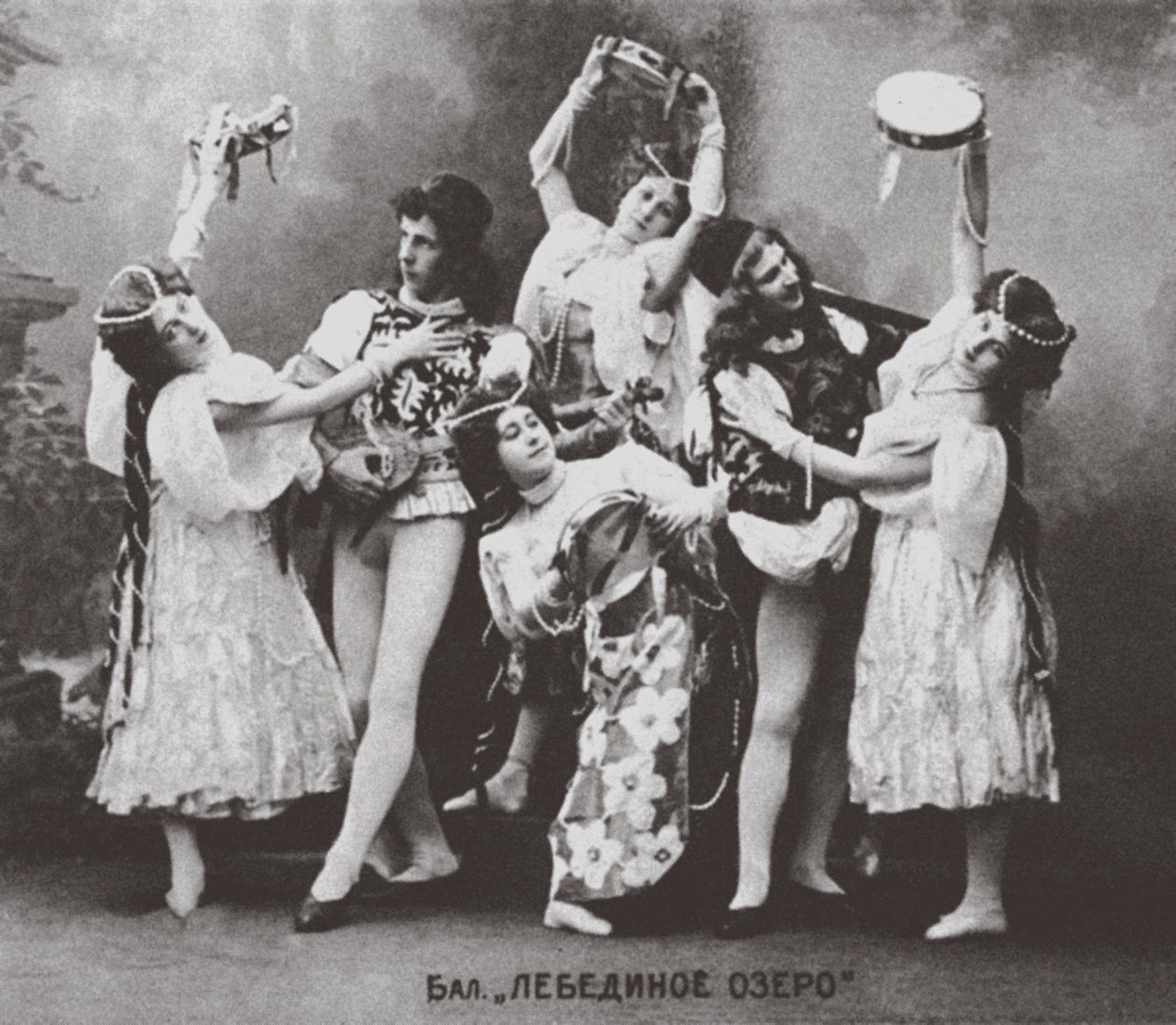 Kuğu Gölü, Mariinsky Tiyatrosu, 1895 by Russian Photographer