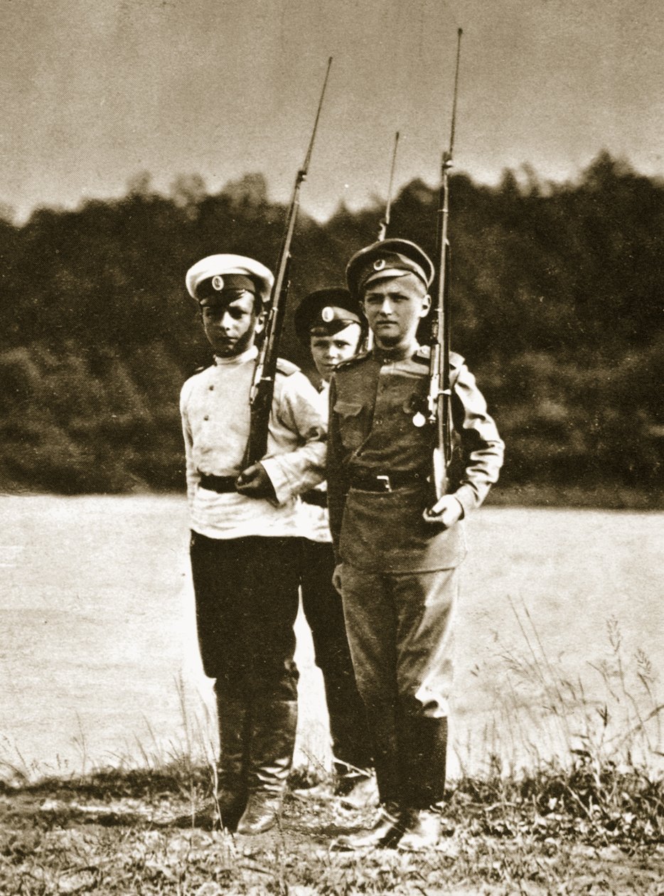 Tsarevich Alexei, 12 yaşında, c.1916 (sepya fotoğrafı) by Russian Photographer