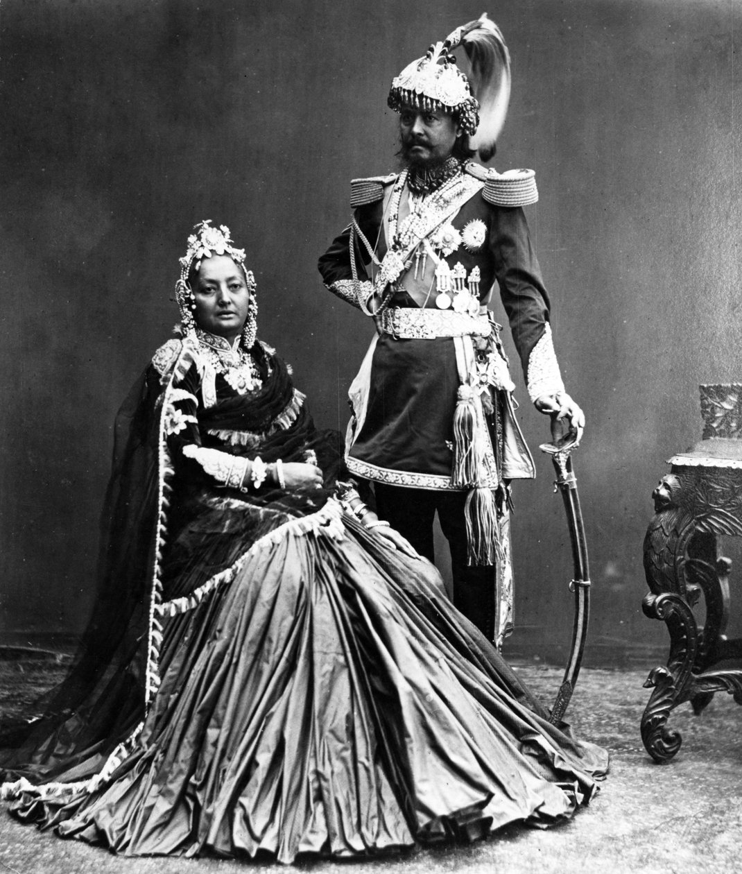 Nepalli Maharaja ve Karısı, 1870'ler by S. and Shepherd, C. Bourne
