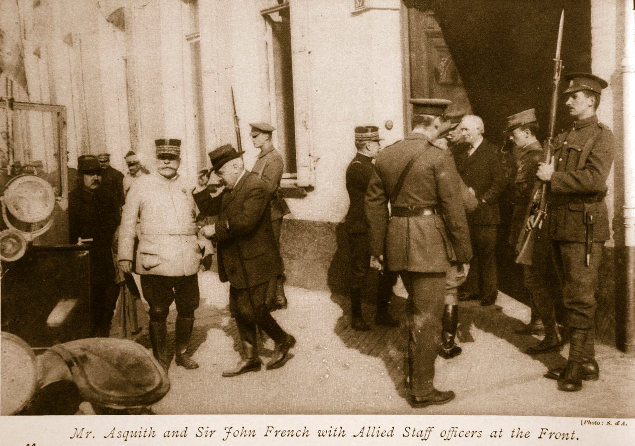 Bay Asquith ve Sir John French, Cephede Müttefik Kurmay subaylarıyla birlikte, 1914-19 by S. d A. Photography