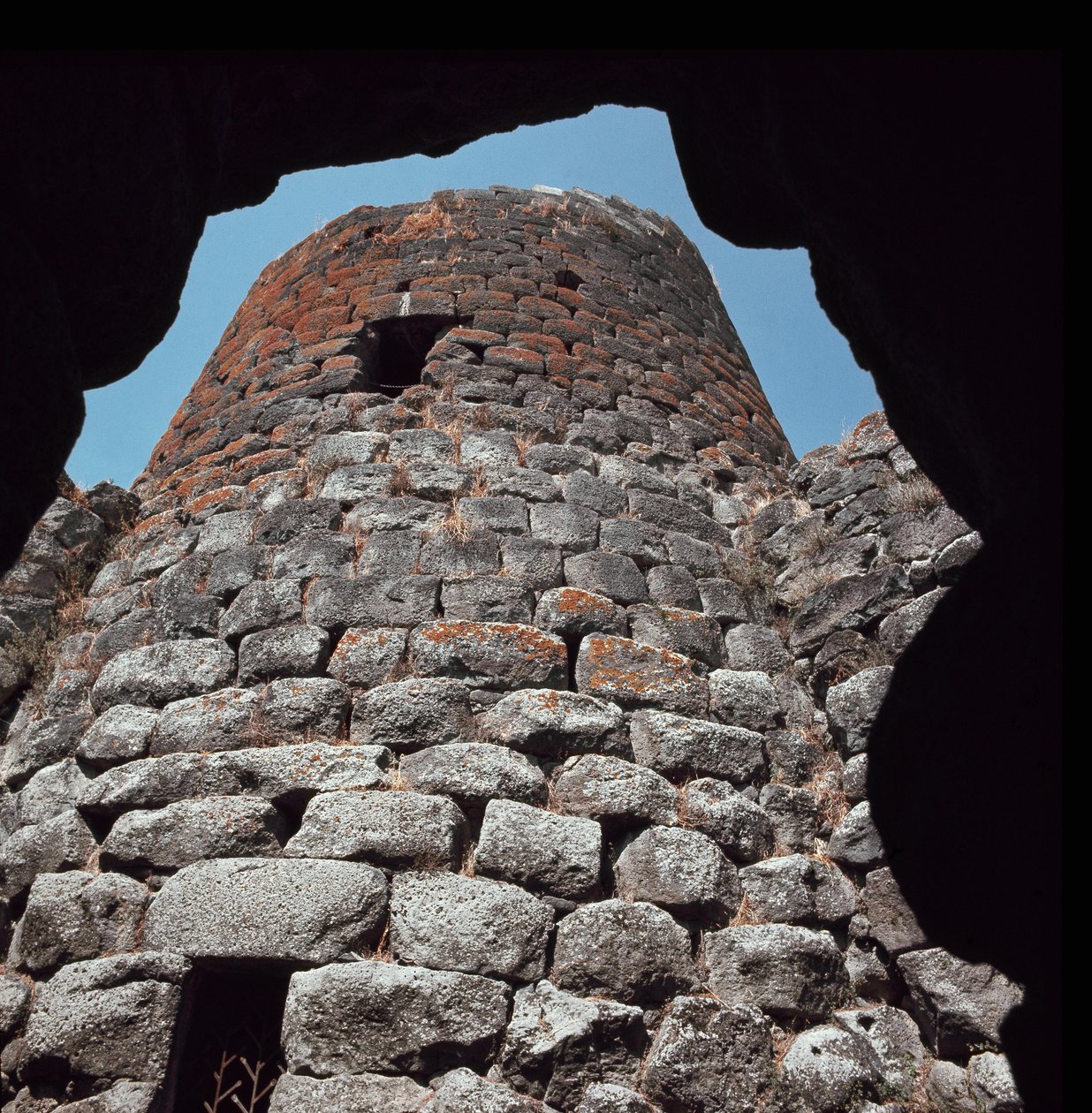 Nuraghe Santu Ante (MÖ 1900-730) by Sardinia Nuragic Civilization