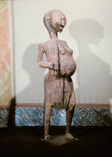 Hamile bir kadın heykeli (ahşap) by School African