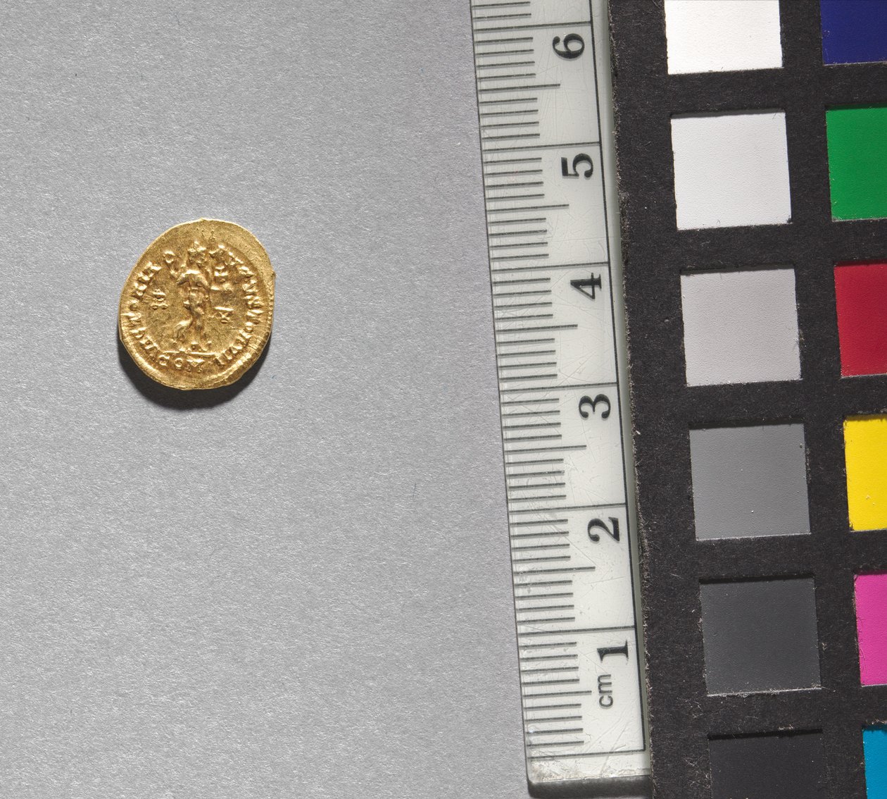 Arkadios Solidus (ters), 395-408 (altın) (ön yüz için CVL 499734
