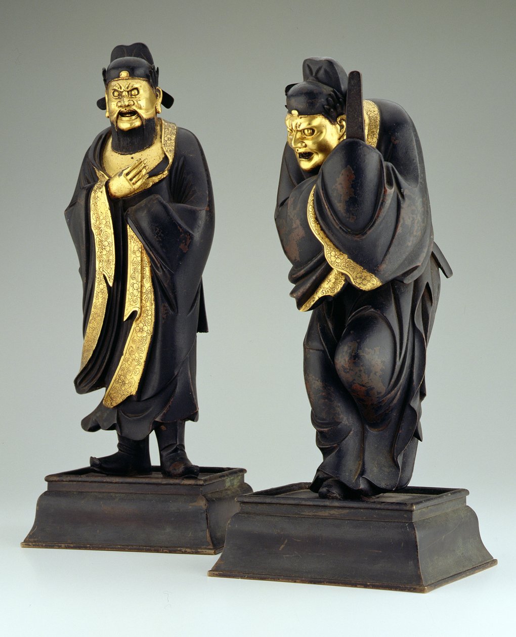 Bir çift Taocu yetkili, Yuan veya erken Ming hanedanı (parsel yaldızlı bronz) (bkz. 205152) by School Chinese