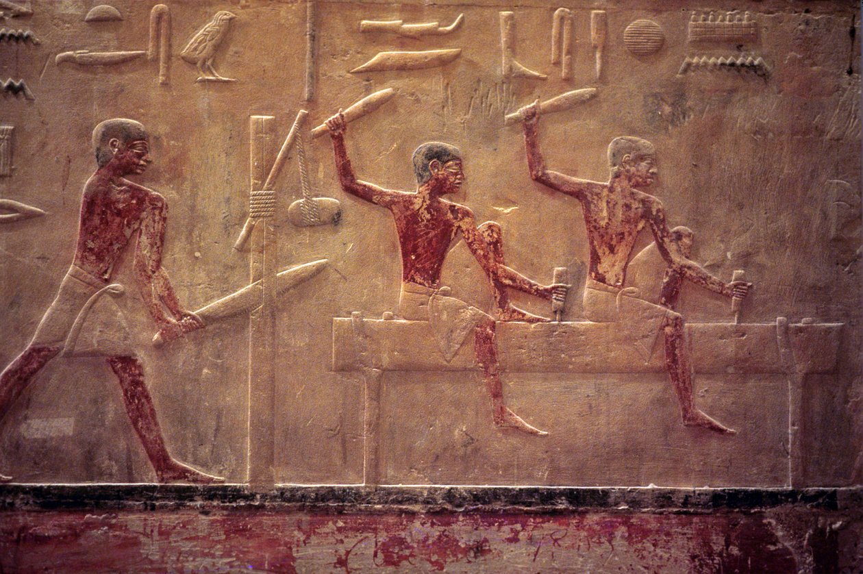 Antik Mısır, Duvar oyma/boyama, Mastaba/Ti Mezarı, Saqqara, 5. Hanedan, Marangozların kesme ve çekiçleme, Kiriş şekillendirme (fotoğraf) by School Egyptian