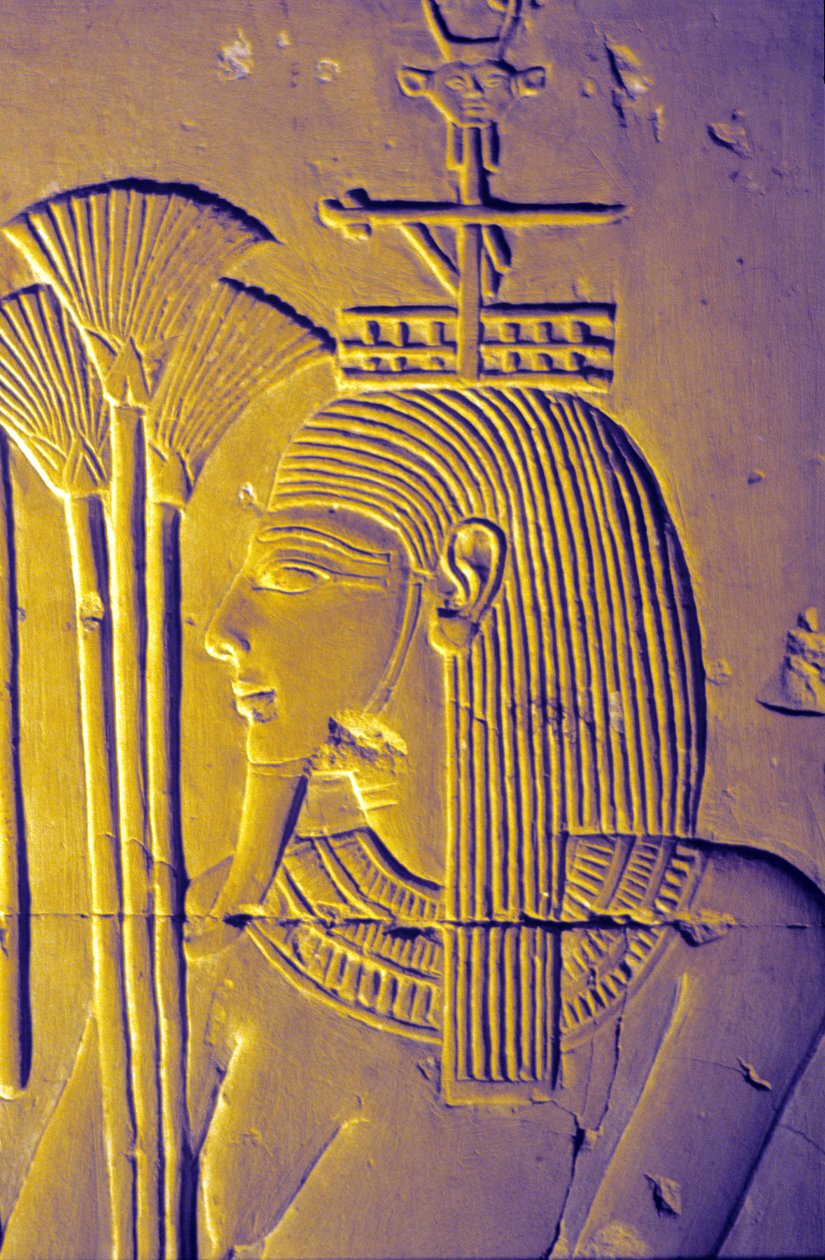 Antik Mısır, Duvar resmi/oyma, Nil Tanrısı nilüfer çiçekleri sunar, Seti I Tapınağı, Abydos by School Egyptian