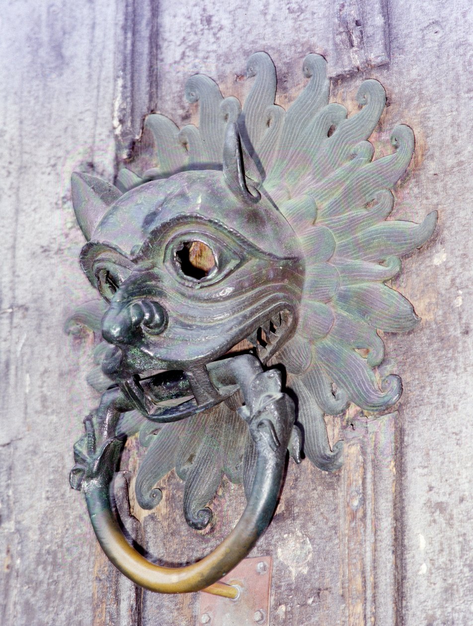 Durham Katedrali Sanctuary Tokmağı, 12. yüzyıl bronz orijinalinin kopyası (fotoğraf) by School English