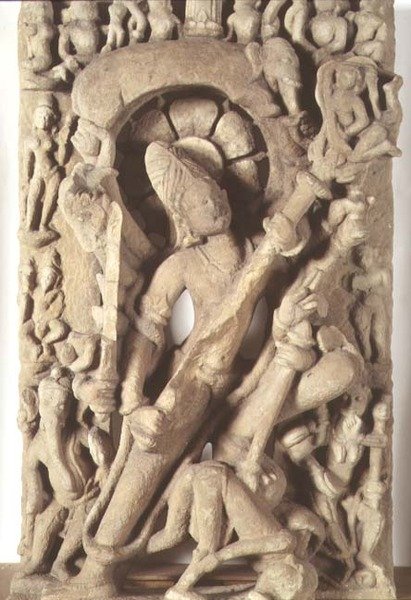 Andhakari-Gajantakari şeklinde Siva, Kalachuri hanedanı (kumtaşı) by School Indian