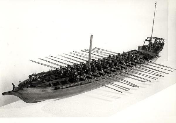 Venedik firkateyni modeli (s/b fotoğraf) by School Italian