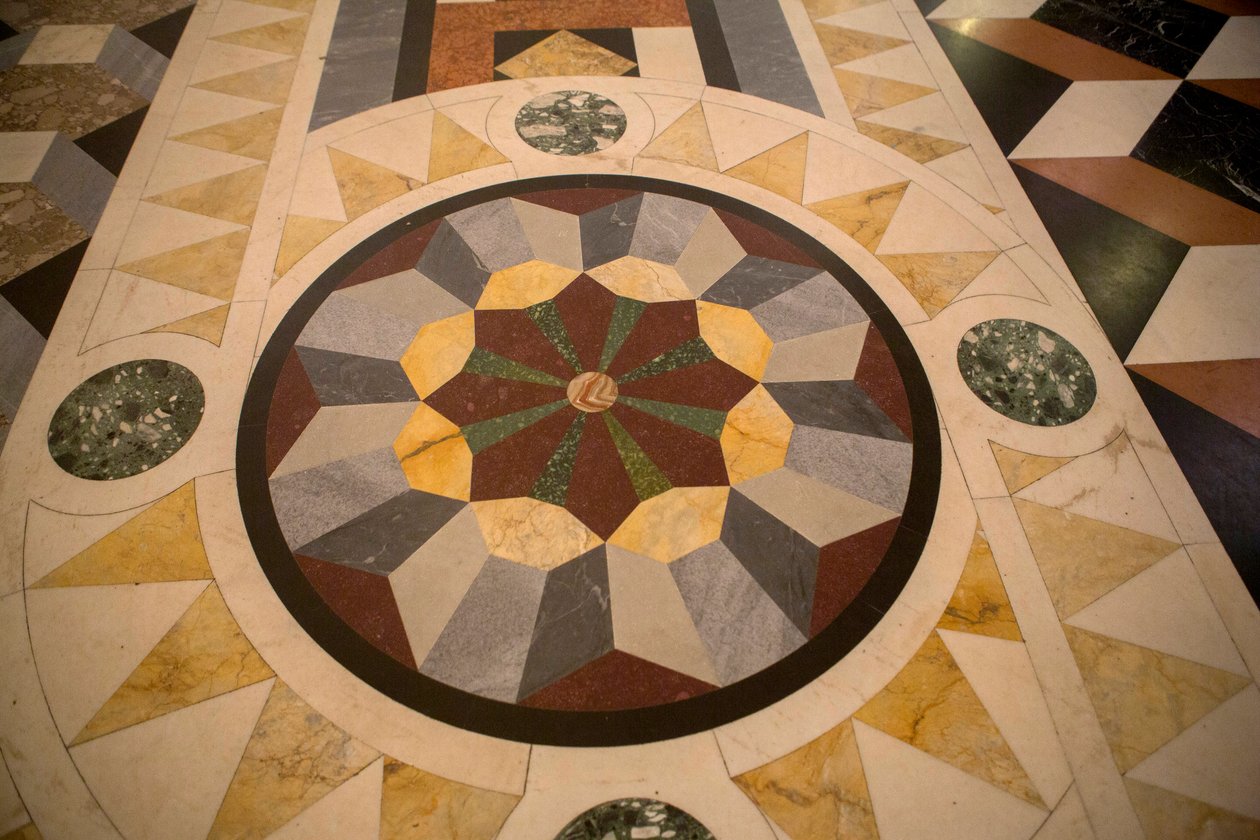 Scuola Grande di San Rocco, zemin by School Italian