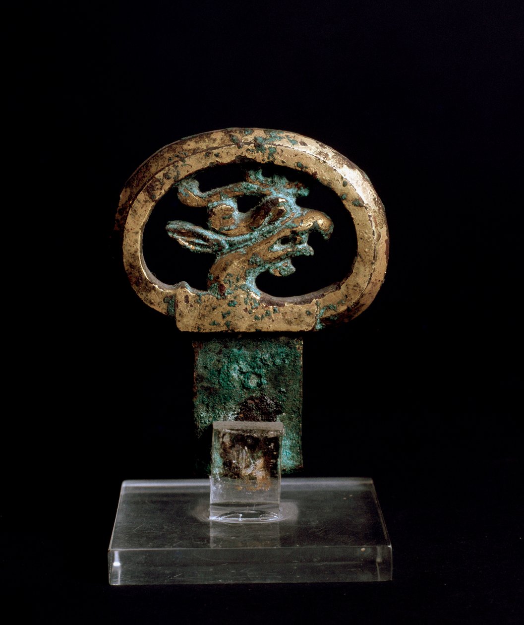 Griffin başlı bronz kulp, MÖ 6.-5. yy by Japanese School