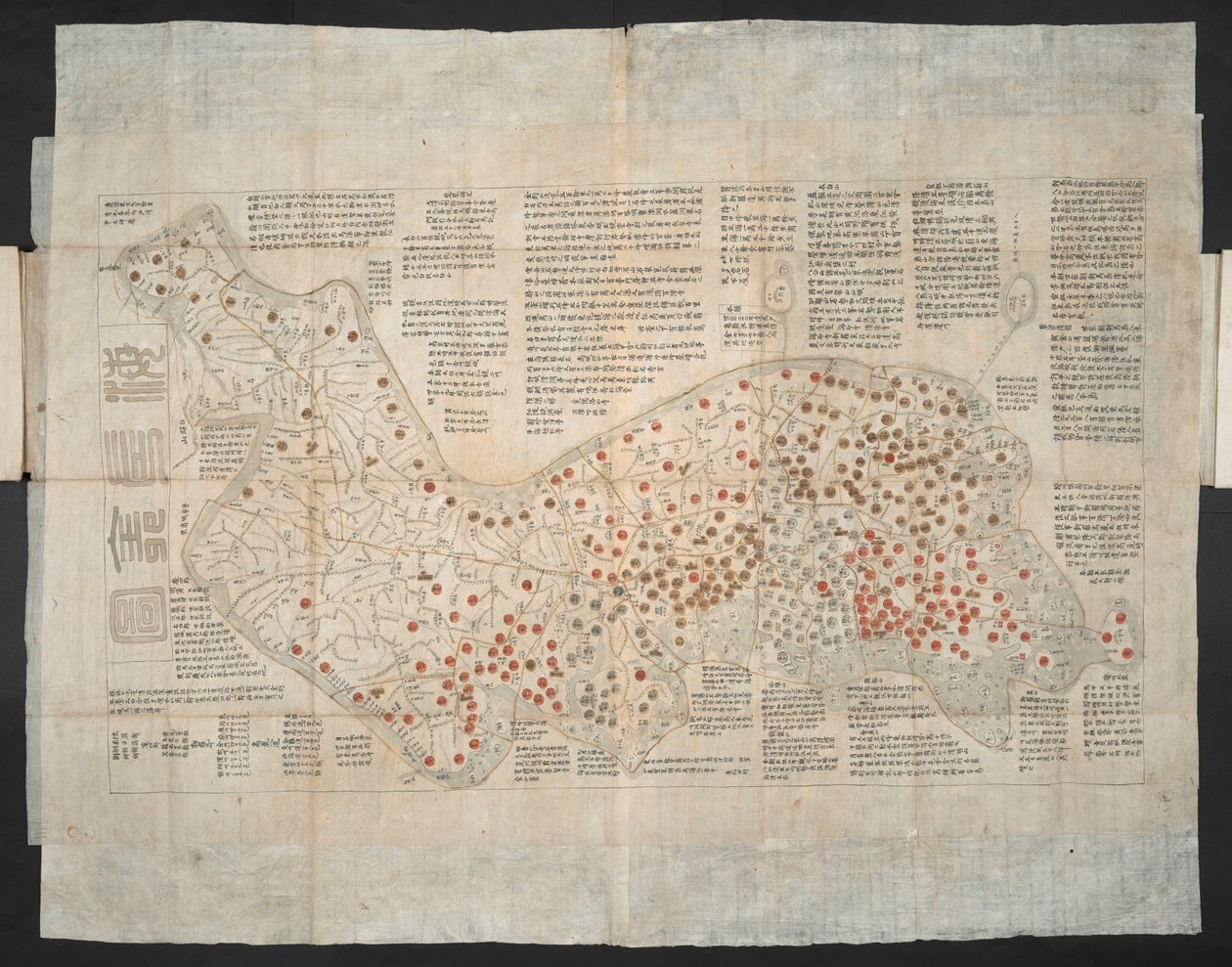 Haejwa chondo - orijinal olarak 1820 dolaylarında oluşturulan Kore yarımadasının bir haritası (renkli gravür) by School Korean