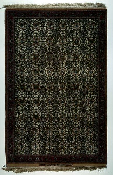 Yazıt kartuşlu İsfahan halısı by School Persian
