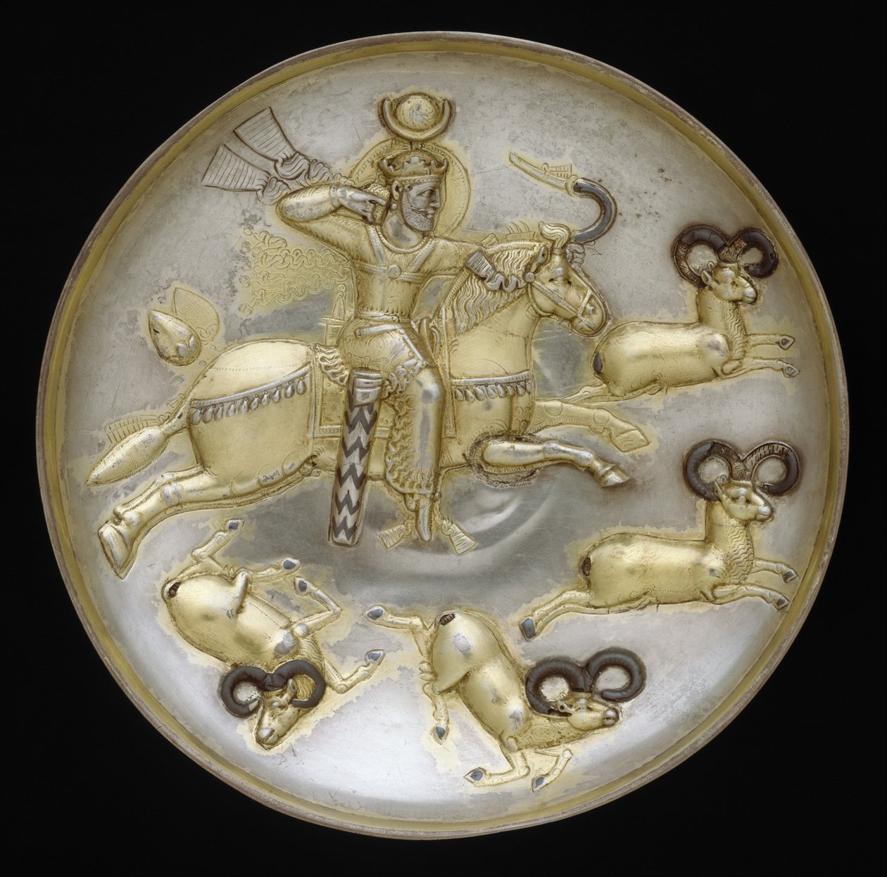 Kral av koçları ile plaka, MS 500 civarı (gümüş, cıva yaldız, niello kakma) by School Sasanian