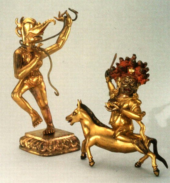 Makaravakitra ve Sridevi (yaldızlı bronz) by School Tibetan