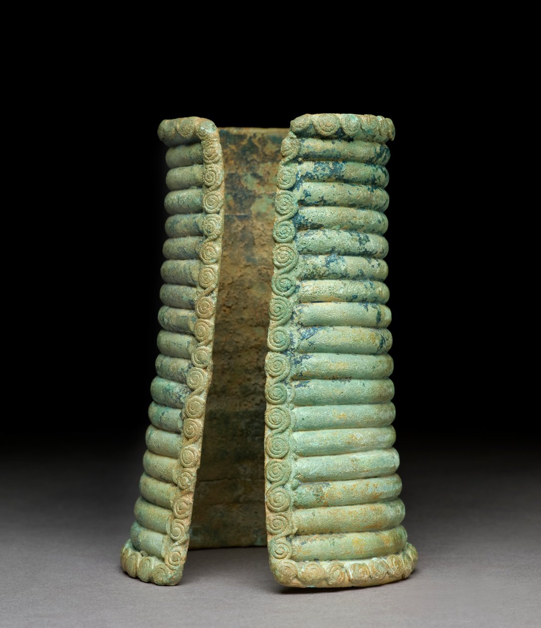Uzun nervürlü bileklik (bronz) by School Vietnamese