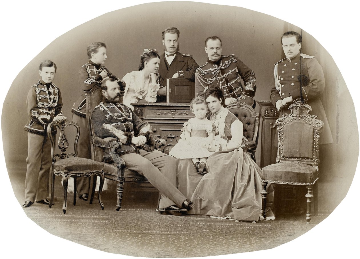 Rusya İmparatoru II. Alexander'ın Ailesi, c. 1871. by Sergei Lvovich Levitsky