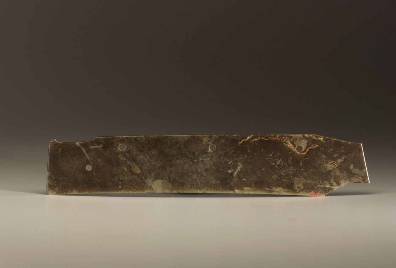 Tören aleti (yeşim taşı) by Shang Dynasty Chinese School