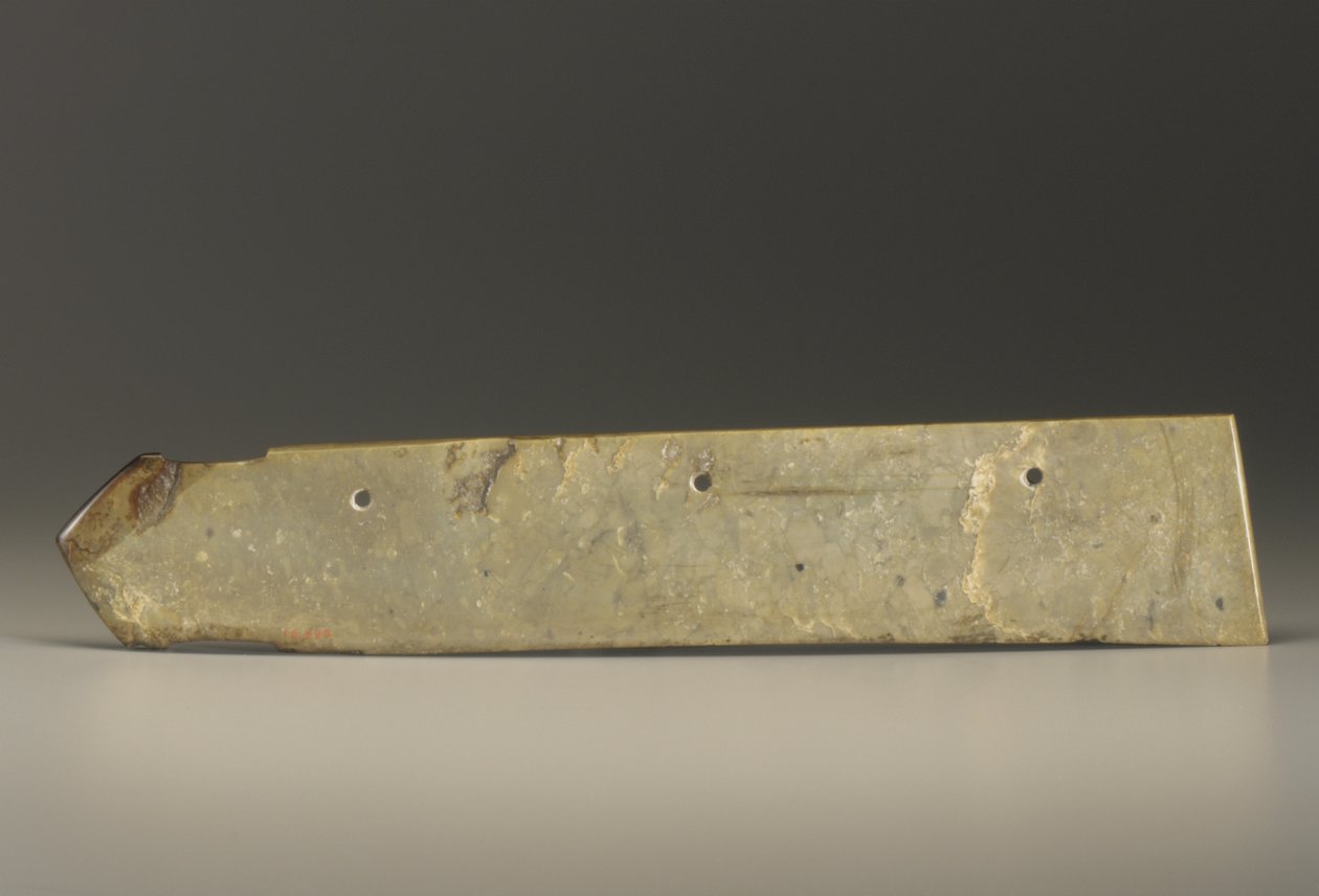Kuei (yeşim) türünde büyük satır şeklindeki nesne by Shang Dynasty Chinese School