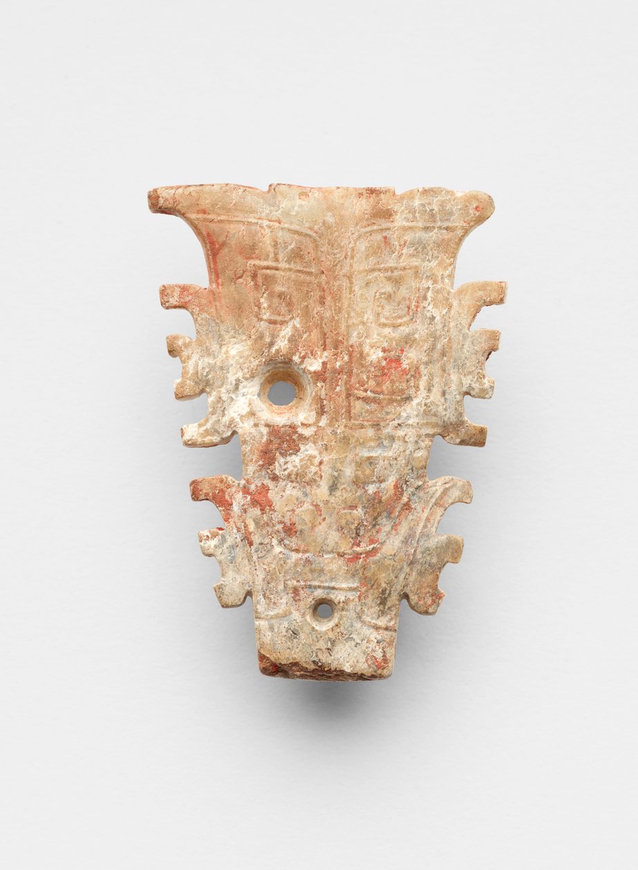 Maske şeklinde kolye, c.1300-c.1050 M.Ö. by Shang Dynasty Chinese School