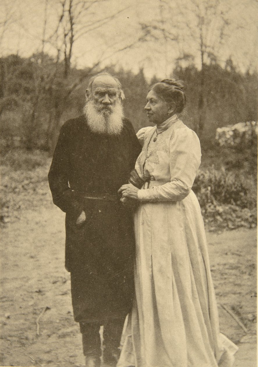 Rus yazar Leo Tolstoy ve eşi Sophia, Rusya, 23 Eylül 1910. by Sophia Andreevna Tolstaya