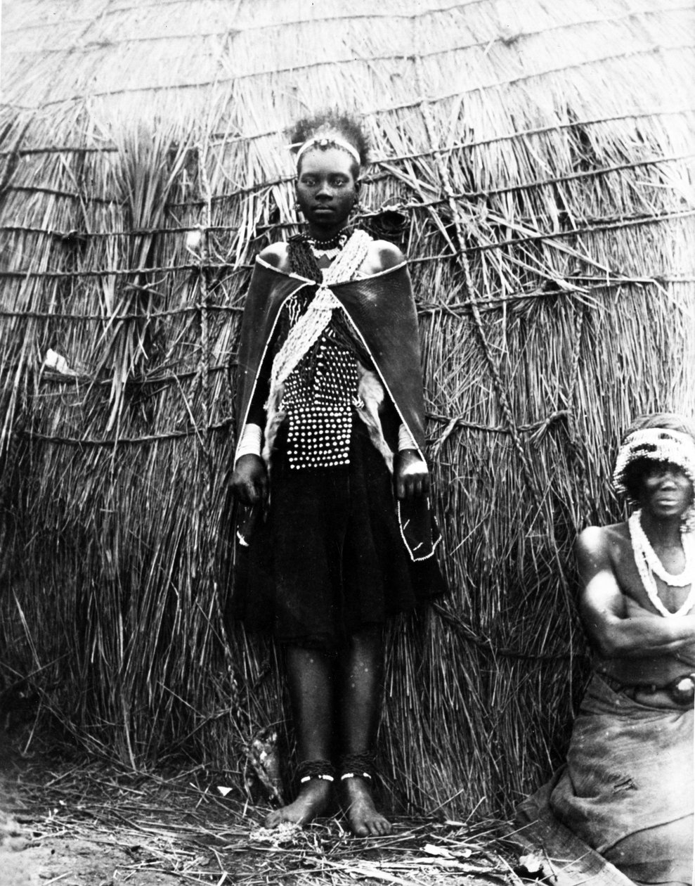 Bir Zulu Gelini, 1895 dolayları by South African Photographer
