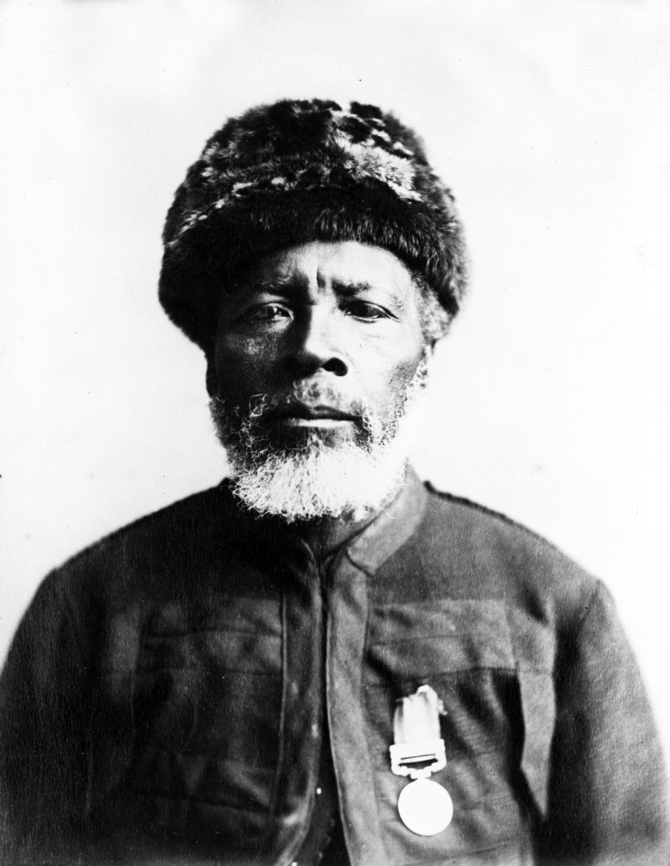 Şef Inchangi, c.1895 by South African Photographer