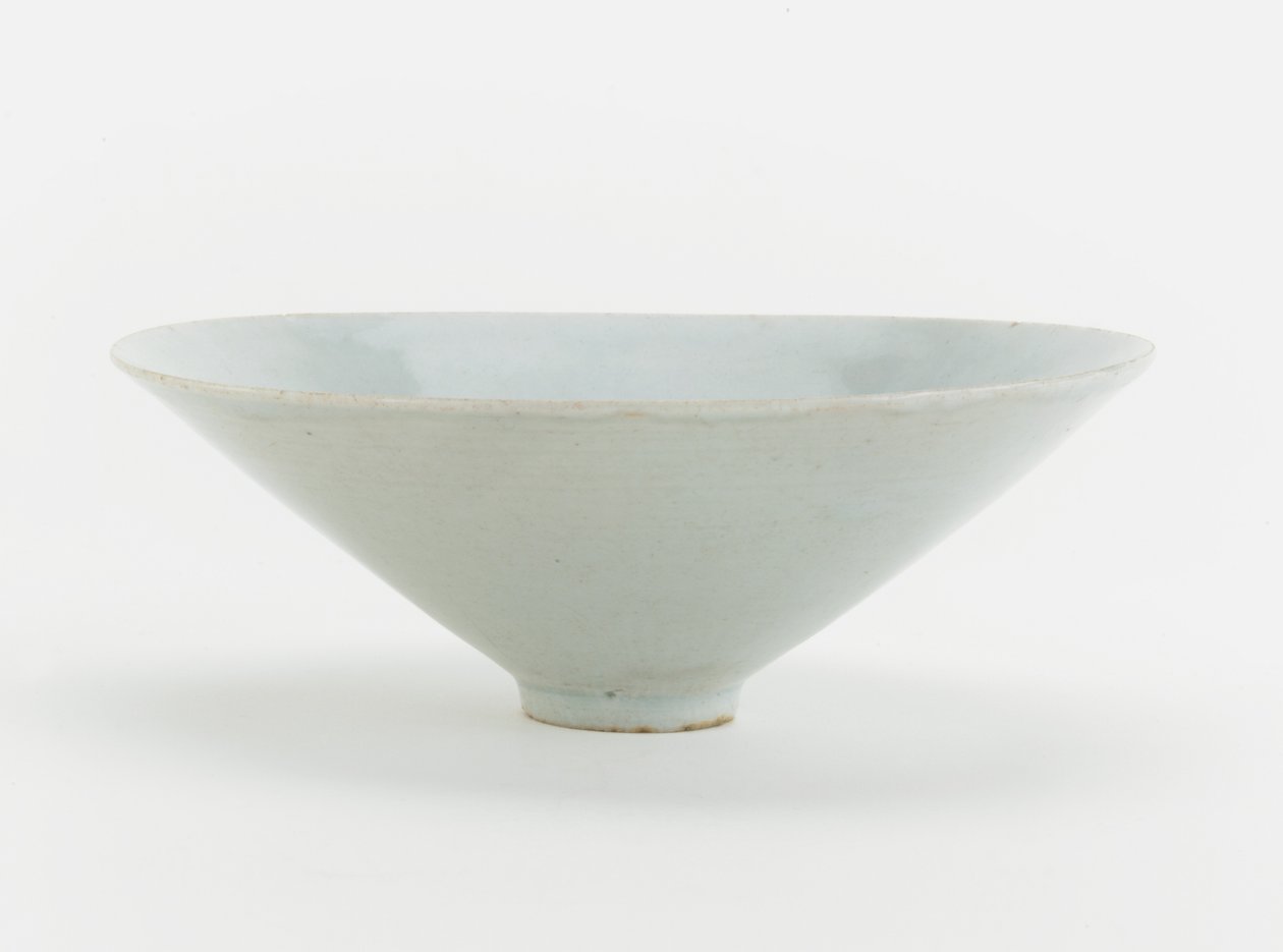Anka kuşu ve çiçeklerden kalıplanmış tasarımlı kase, c.1200 (seramik) by Southern Song Dynasty Chinese School