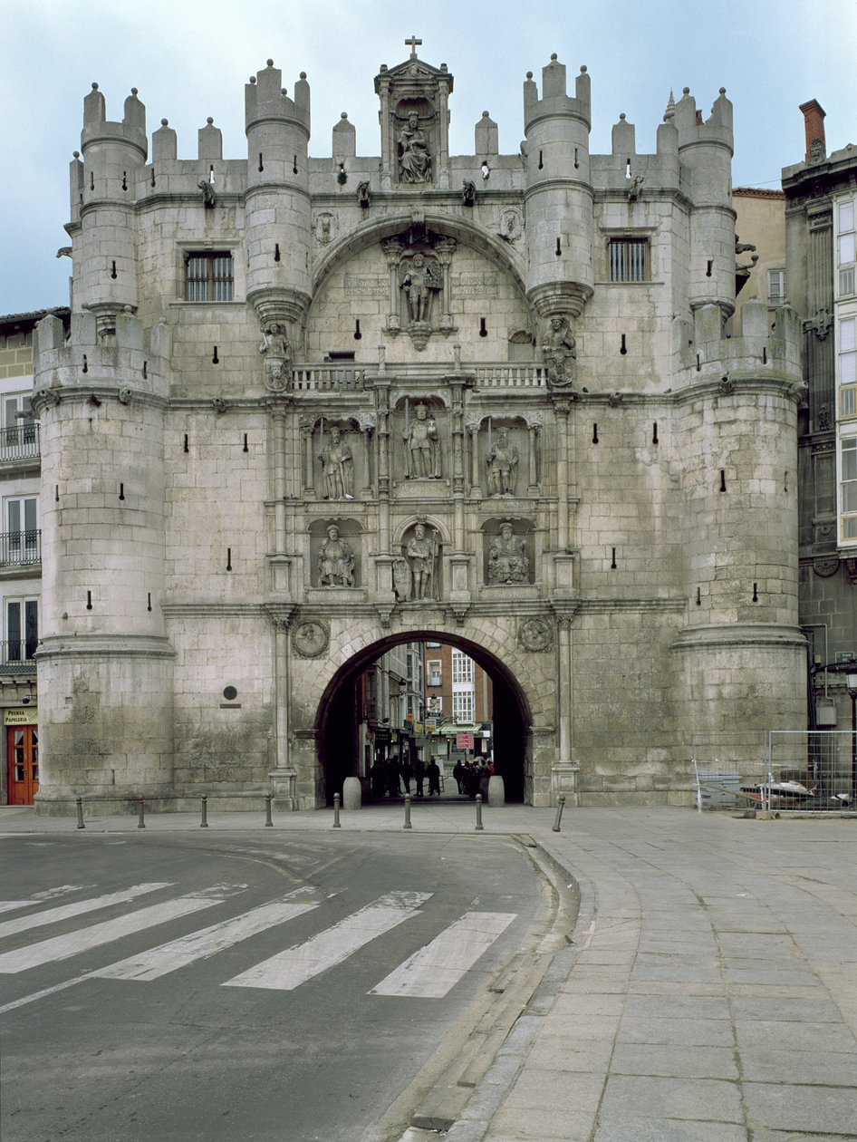 Arco de Santa Maria, bir zamanlar surların bir parçası by Spanish School