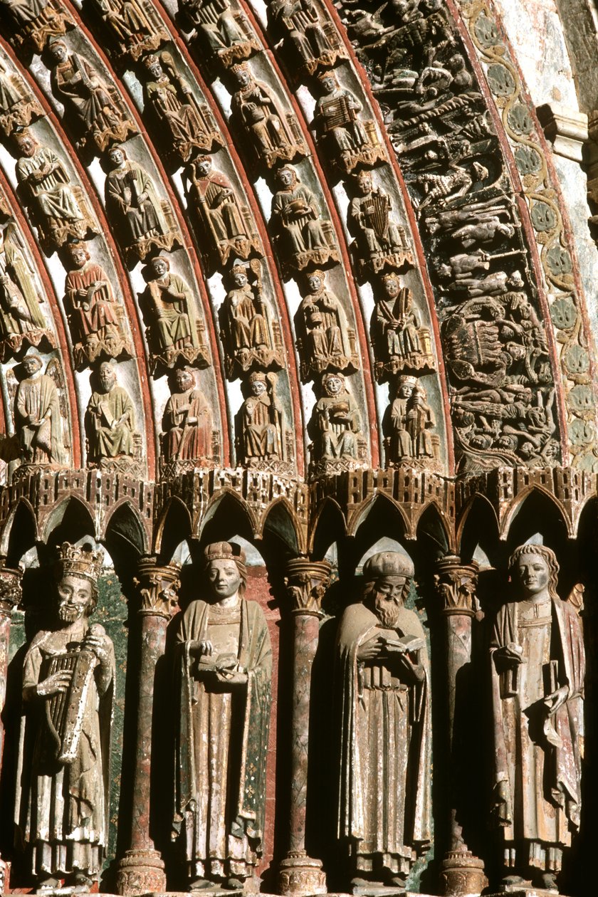 Batı portalının niş ve voussoir heykelleri (fotoğraf) by Spanish School