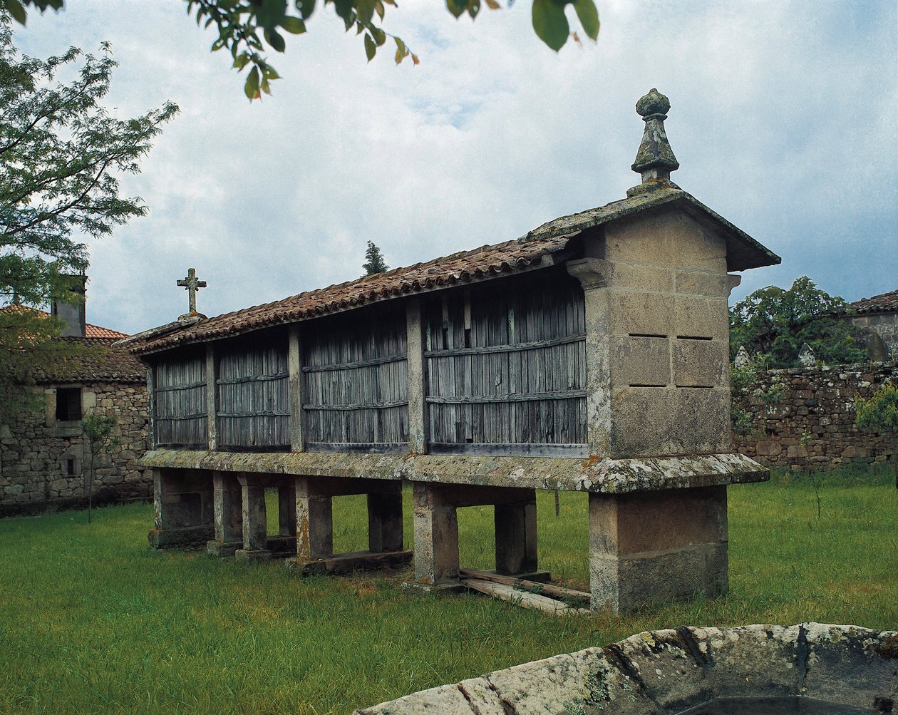 Eski çatı katı by Spanish School